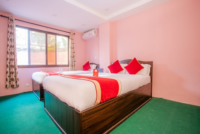 OYO 137 Hotel Pranisha Inn