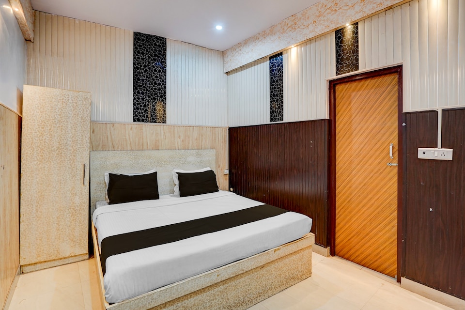 Hotel O Shree Ji, Airport Lucknow, Lucknow