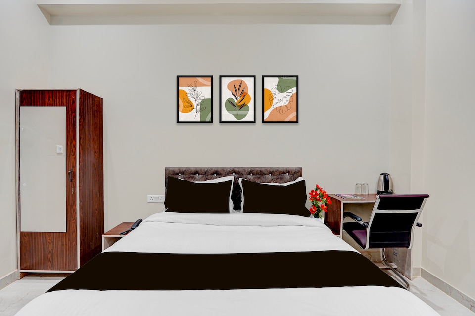 Townhouse Amity University Road Lucknow Formerly Pine Villa, Gomti Nagar Lucknow, Lucknow