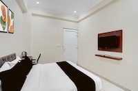 Townhouse Amity University Road Lucknow Formerly Pine Villa