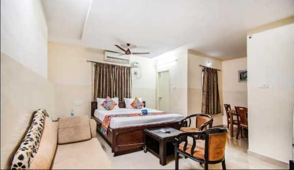 Hotel O ADITYA YATRI NIVAS, Kapila Theertham Tirupati, Tirupati