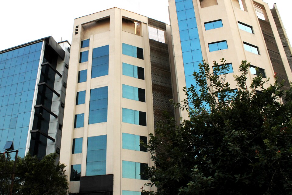 OYO 506 Hotel Blue Stone, Vaishali Kaushambi Metro, Ghaziabad