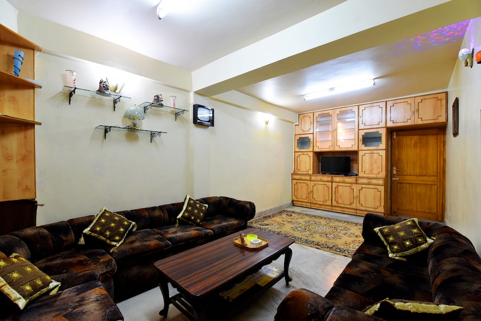 OYO होम 14045 पीसफुल 3BHK, Bharari, शिमला