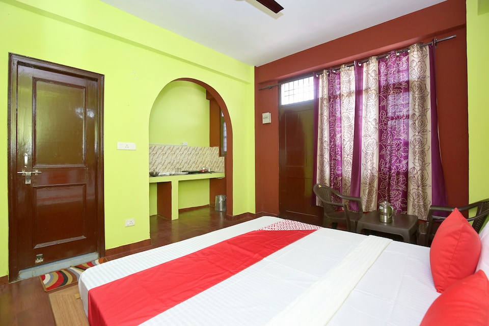 OYO Home 14048 Cozy Studio Nahan Kasauli, Kasauli, Kasauli