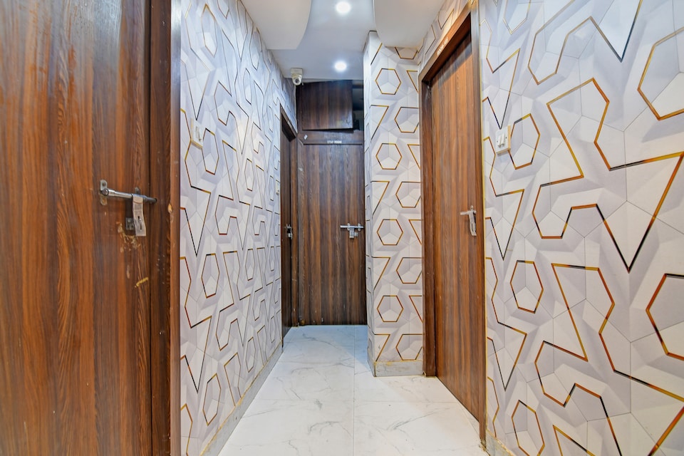 SPOT ON Alsana Guest House, Esplanade Kolkata, Kolkata