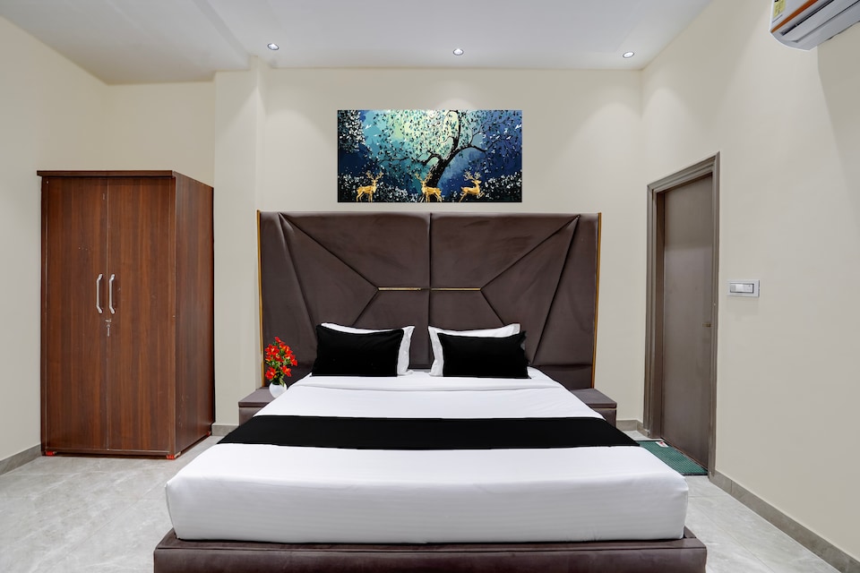 Collection O City Centre Sapror Formerly Hotel Greens, Jalandhar, Jalandhar