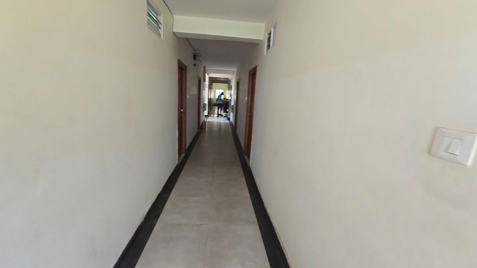 Hotel O iva Holiday inn, Secunderabad, Hyderabad