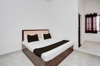 Spot On Santosh Guest House