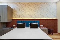 Hotel O RS PALACE