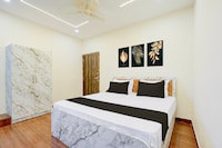 POP 84420G Hotel Swarg Paradise Inn