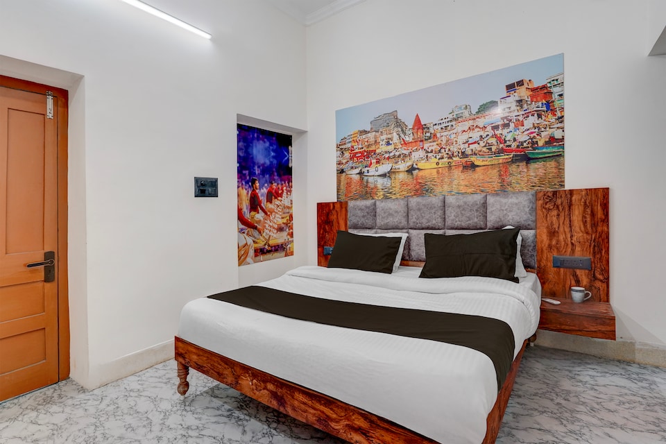 Hotel O Geetatri Luxury Home Stay, Cantonment, Varanasi