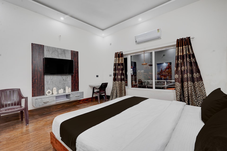 Hotel O Geetatri Luxury Home Stay, Cantonment, Varanasi