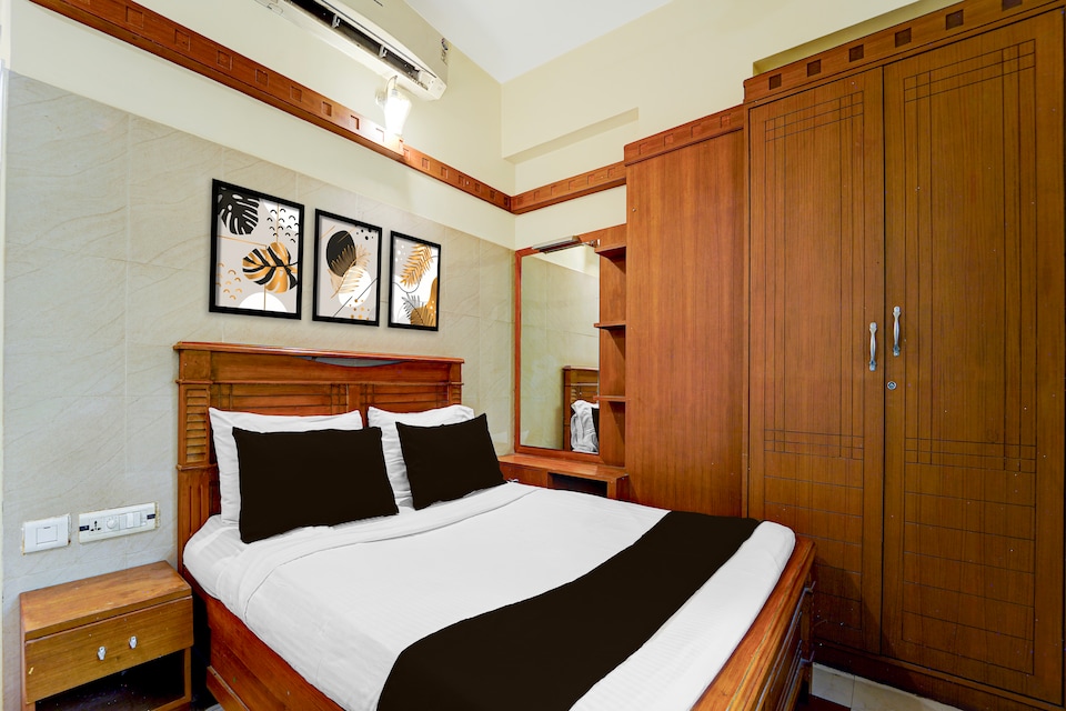 Hotel O Stay First , Gandhipuram Coimbatore, Coimbatore