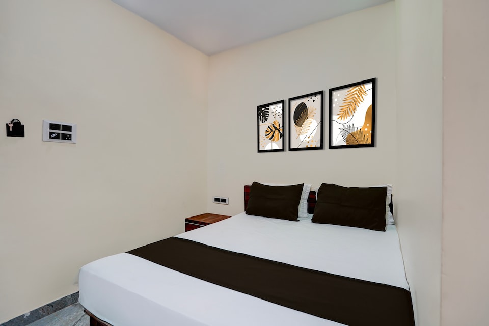 Hotel O Vinit Guest House Lodging And Boarding , Bus Stand Nagpur, Nagpur