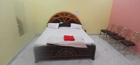 Spot On Urban Mozo24 Hotels LLP
