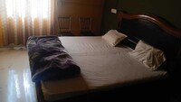 Spot On Urban Mozo24 Hotels LLP