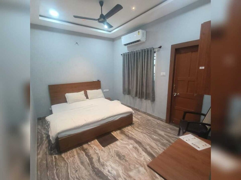 Hotel O Stay Here, Airport Road - Raipur, Raipur