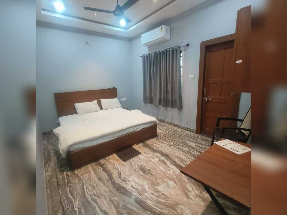 Hotel O Stay Here, Airport Road - Raipur, Raipur