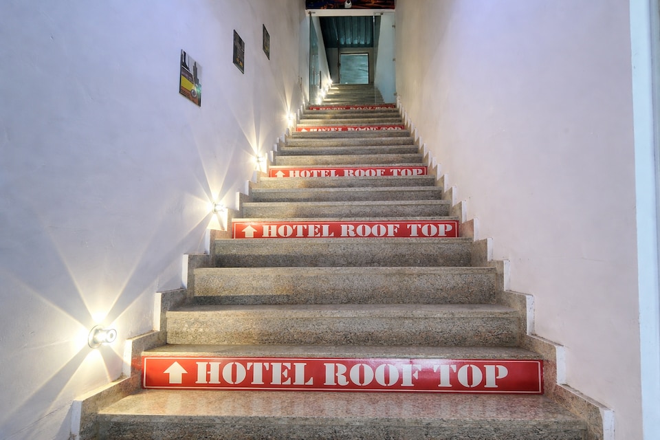 Hotel O Rooftop, Faridabad, Faridabad