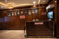 OYO 844272 Hotel Kichha Embassy