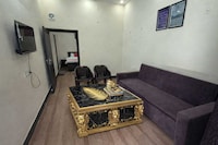 OYO 844272 Hotel Kichha Embassy