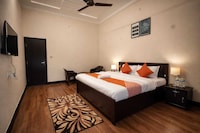 OYO 844272 Hotel Kichha Embassy