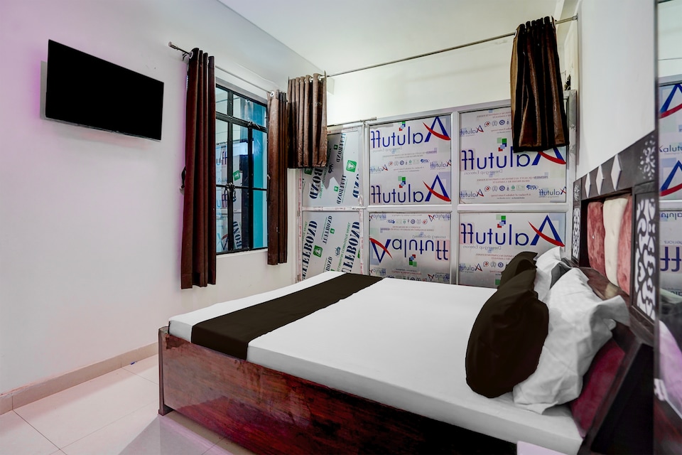 Hotel O RAJAVAT HOTEL, IIT Kanpur, Kanpur