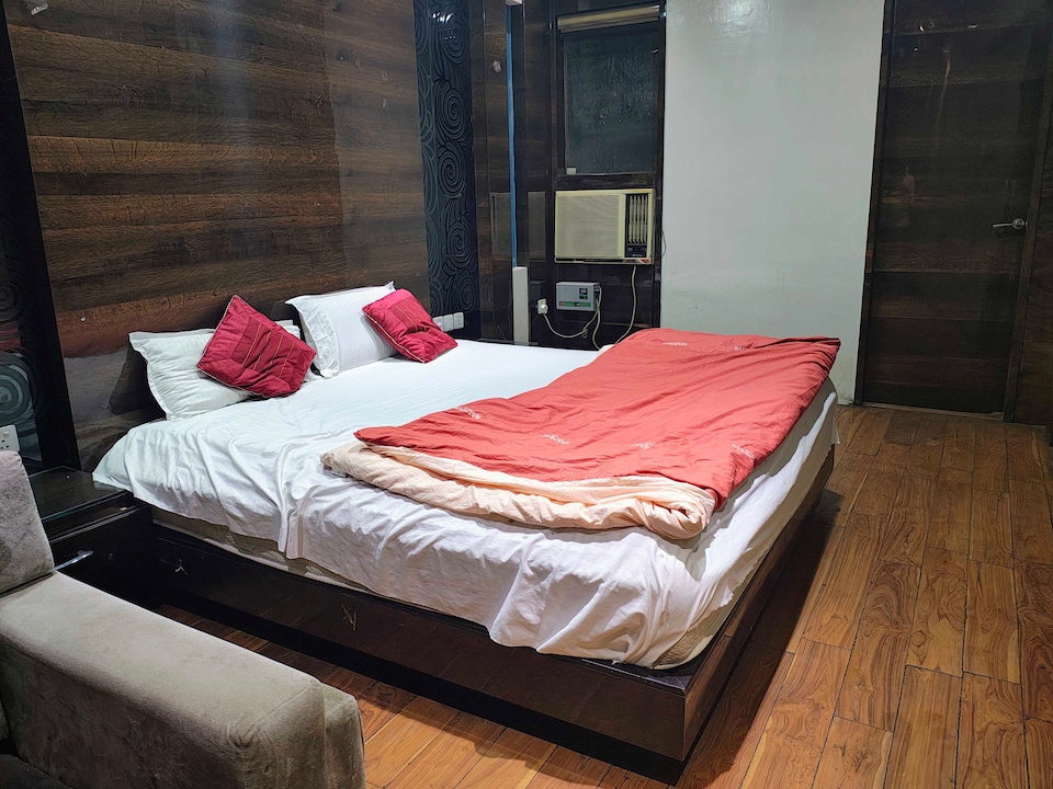 Hotel O RAJAVAT HOTEL, IIT Kanpur, Kanpur