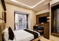 Collection O Mukundapir Bhavan Kolkata Formerly Serenity