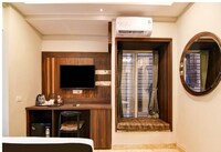 Collection O Mukundapir Bhavan Kolkata Formerly Serenity