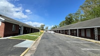 Economy 7 Inn Hampton W Pembroke