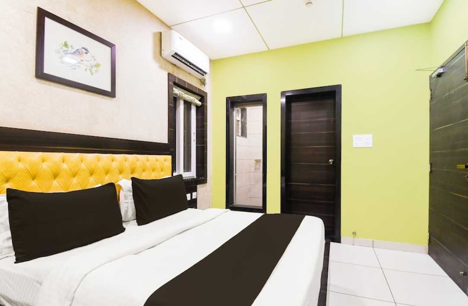 Palette Badambadi Bus Terminal Cuttack Formerly Hotel Vira, Link Road Cuttack, Cuttack