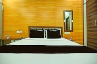 POP 84428H Hotel Royal Galaxy