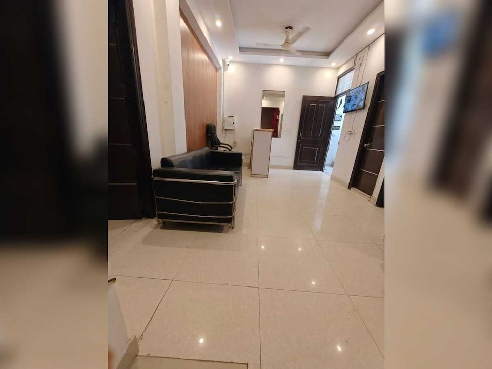 HOTEL O SRS In, Faridabad, Faridabad