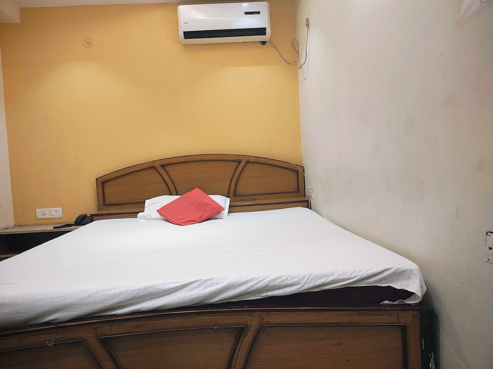 HOTEL O LOTUS, Kanpur City, Kanpur