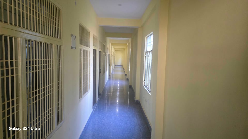 Hotel O New Arpan, Rambagh Allahabad, Prayagraj