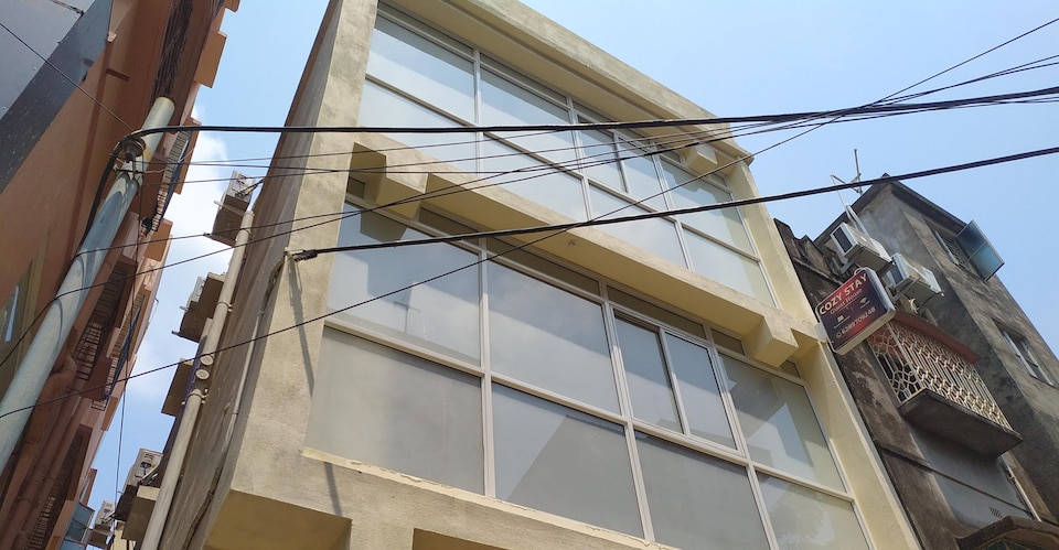 Hotel O COZY STAY GUEST HOUSE , Ruby Hospital Kolkata, Kolkata