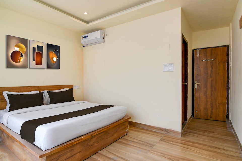 Hotel O COZY STAY GUEST HOUSE , Ruby Hospital Kolkata, Kolkata