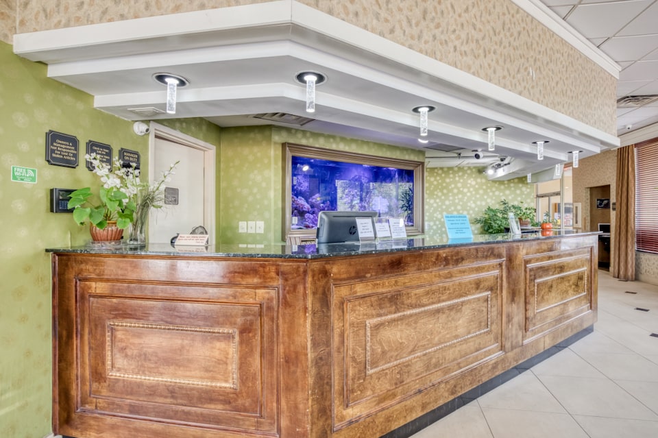 Gardentree Hotels Memphis East near I 40, C38134, Memphis