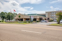 Gardentree Hotels Memphis East near I 40