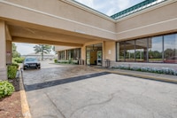 Gardentree Hotels Memphis East near I 40