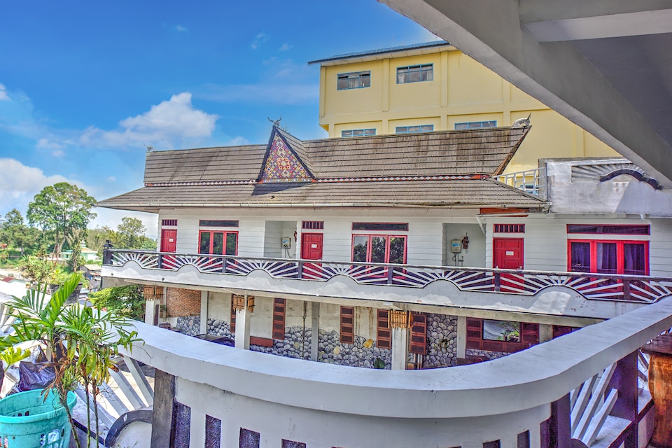 Dancenter 3 Berastagi Hotel, Medan, Medan