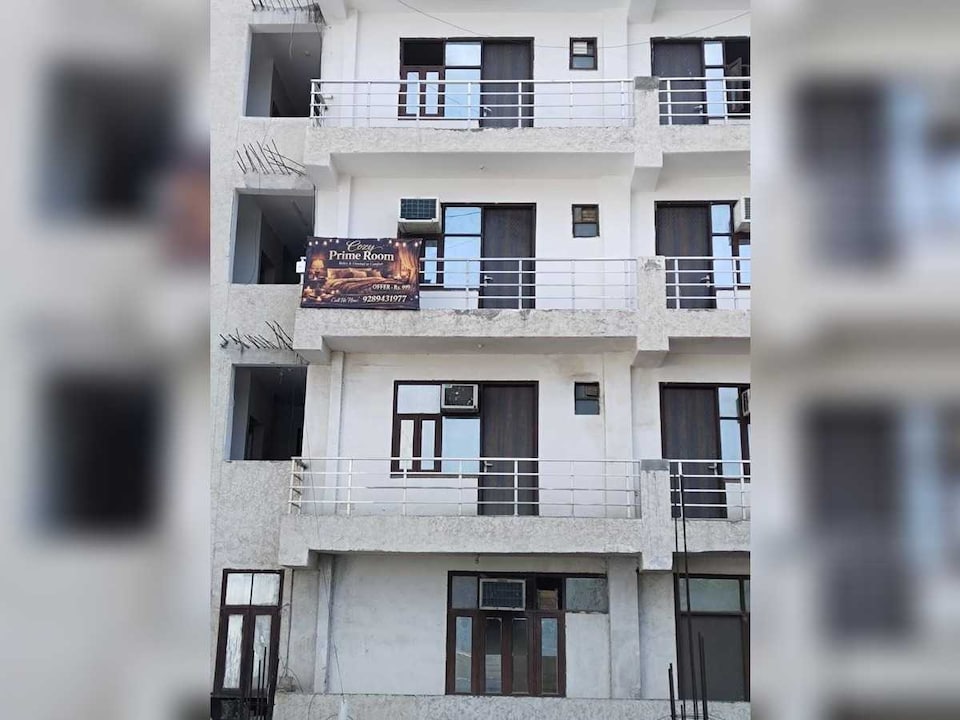 OYO 844307 Cozy Prime Rooms, Saket Delhi, Delhi