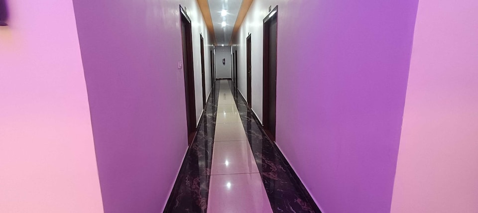 Hotel O SKY HOTEL, Alambagh Lucknow, Lucknow