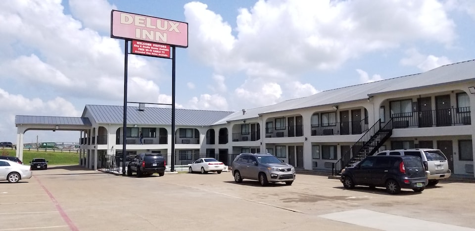 Delux Inn Mesquite Near I-30 Dallas, Mesquite TX, Mesquite