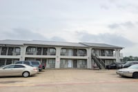 Delux Inn Mesquite Near I-30 Dallas