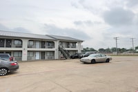 Delux Inn Mesquite Near I-30 Dallas