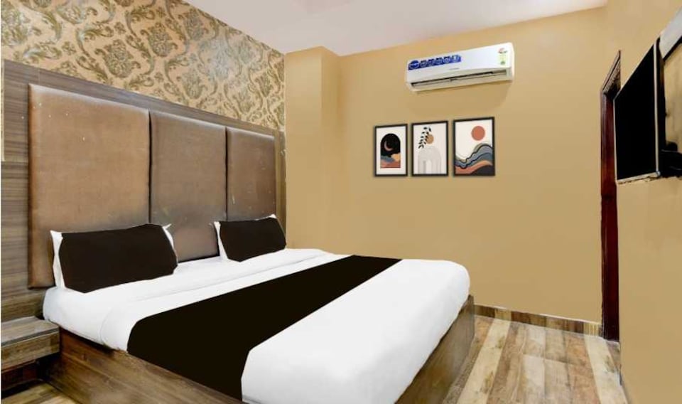 Hotel O S Empire , Faridabad, Faridabad