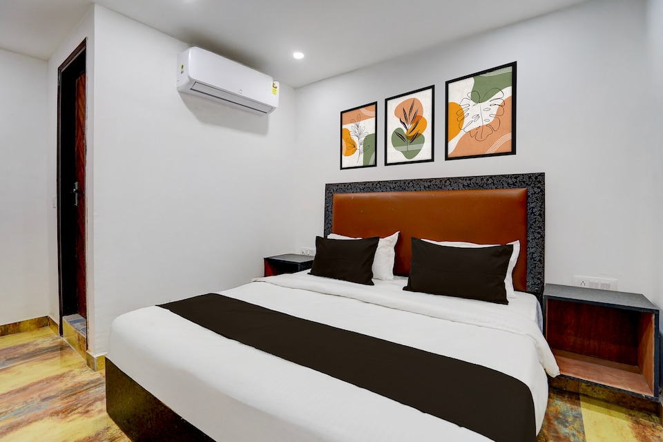 Hotel O Casa Royal, Greater Kailash Delhi, Delhi