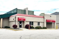Highlander Inn Cleveland Beachwood Near I-480